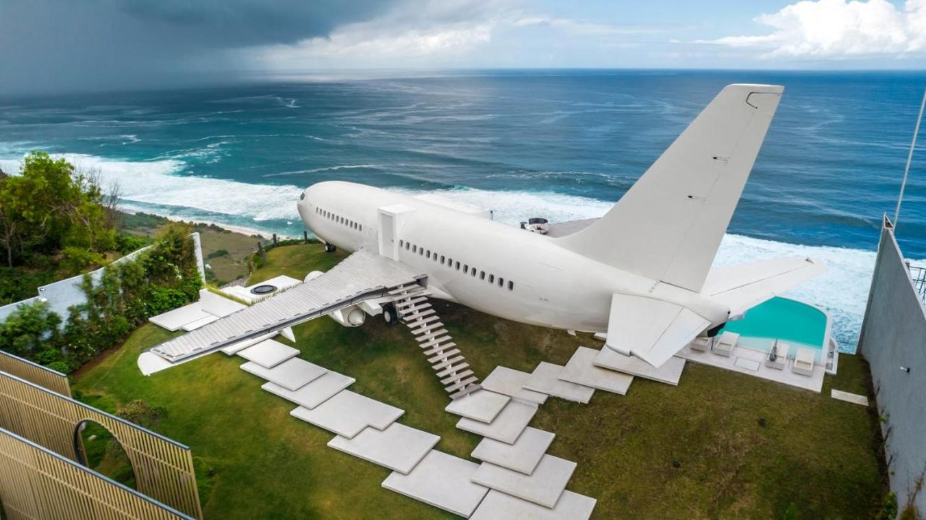 Private Jet Villa by the coast, Bali