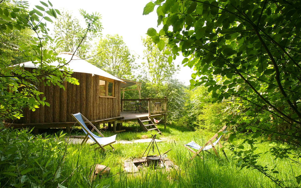 Gold Rush cabin with firepit Gloucestershire